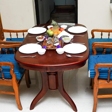 Adhithya Holidays كوديكانال المظهر الخارجي الصورة